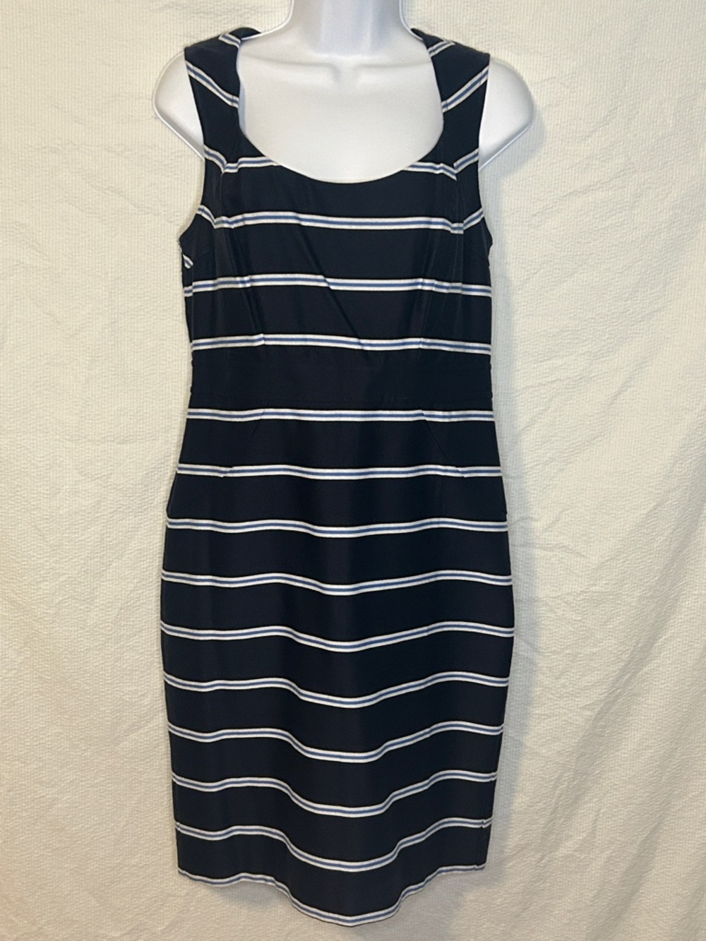 Ann Taylor Navy and Blue Striped Mini Dress, Keyhole Back, size 4